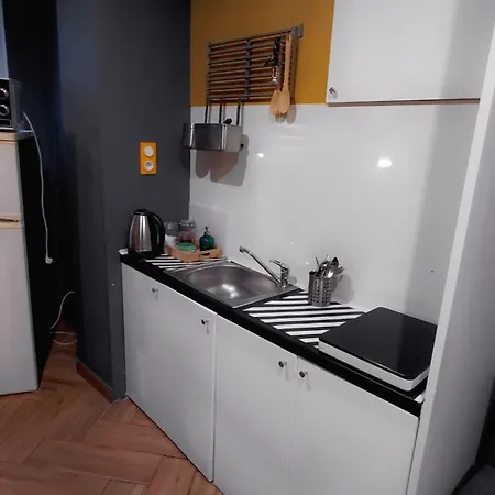 Apartment Spin By # One & Z E R O Kattowitz