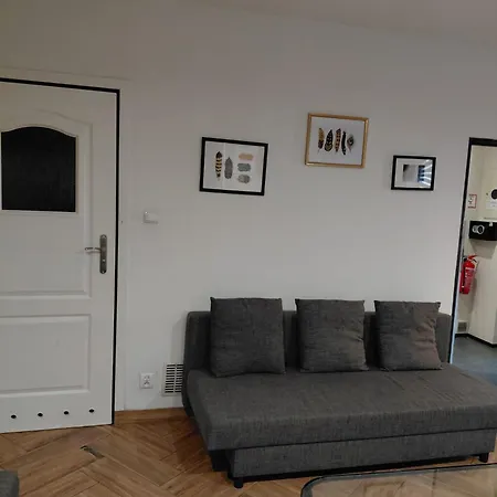 Spin By # One & Z E R O Kattowitz