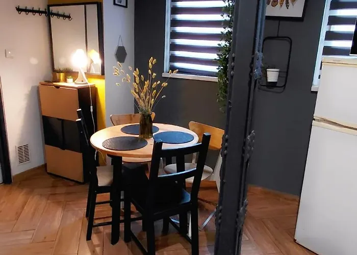 Spin By # One & Z E R O Apartment *